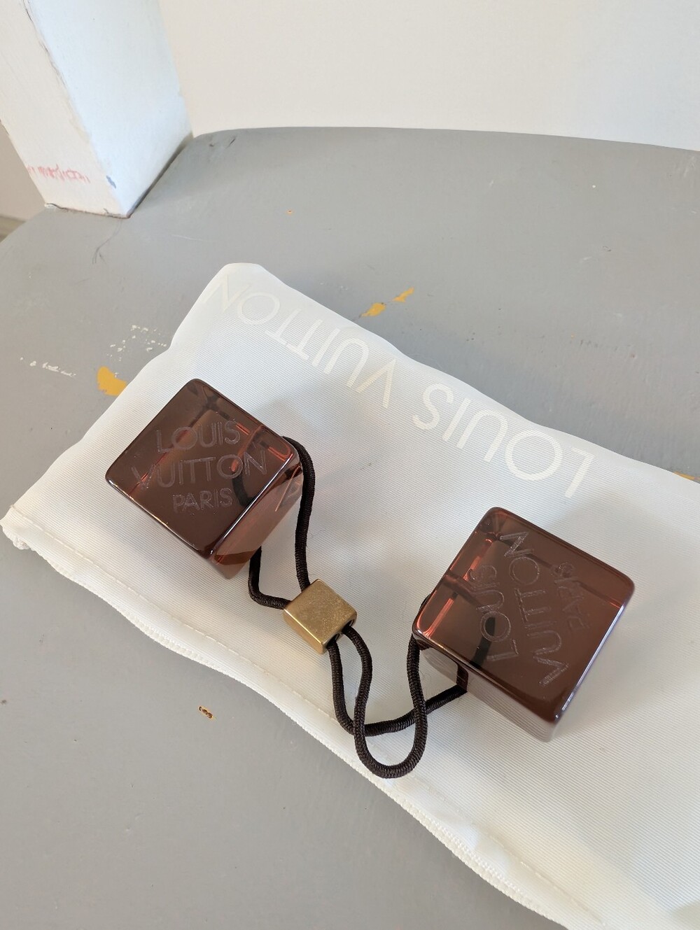 ➰Louis Vuitton Cube Hair Ties (2 Pack) - Luxury Vintage ➰ - Picture 11 of 16